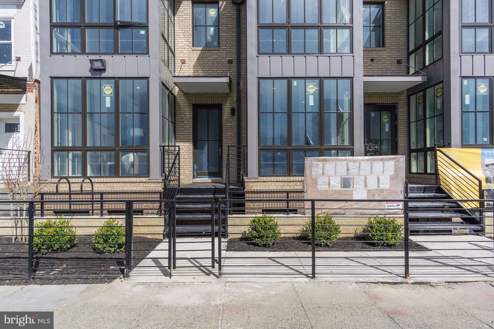 625 Park Rd NW unit C1, Washington, DC 20010 - photo 1