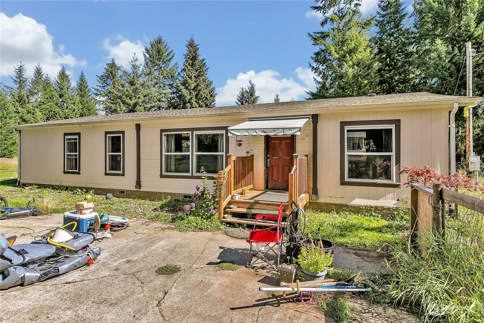 12228 Hobby St SE, Yelm, WA 98597 - photo 1