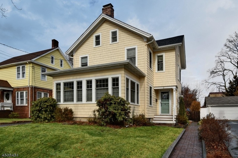 9 Hillview Ave, Morris Plains, NJ 07950 - photo 1