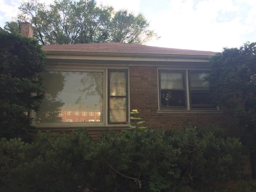 6338 N Whipple St, Chicago, IL 60659 - photo 1