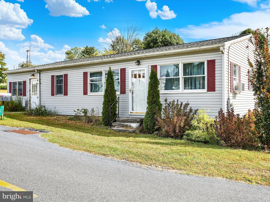 29 Elm Ave, Temple, PA 19560 - photo 1