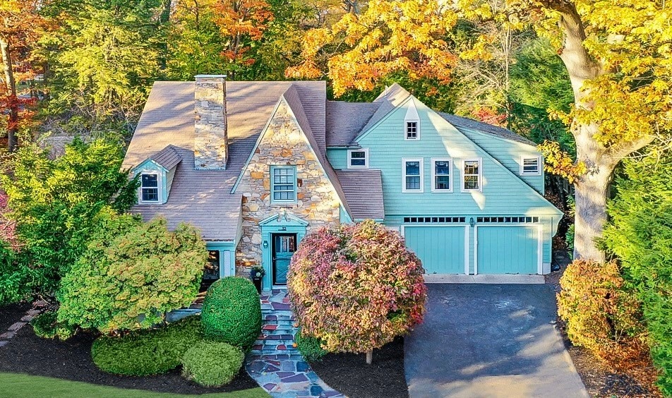 32 Columbine Rd, Milton, MA 02186 - photo 1