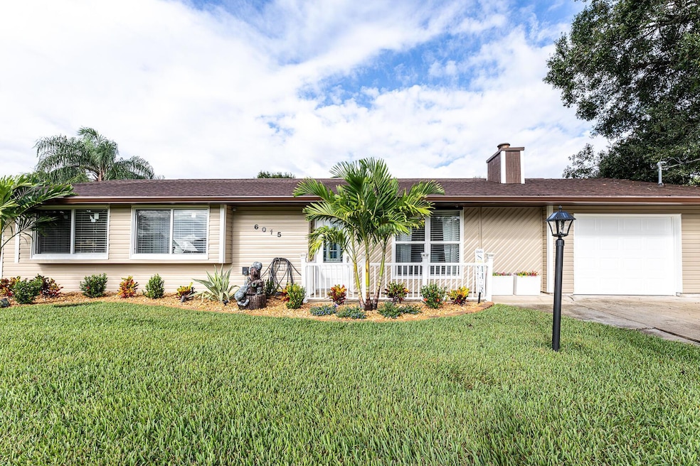 6015 Seagrape Dr, Fort Pierce, FL 34982 - photo 1