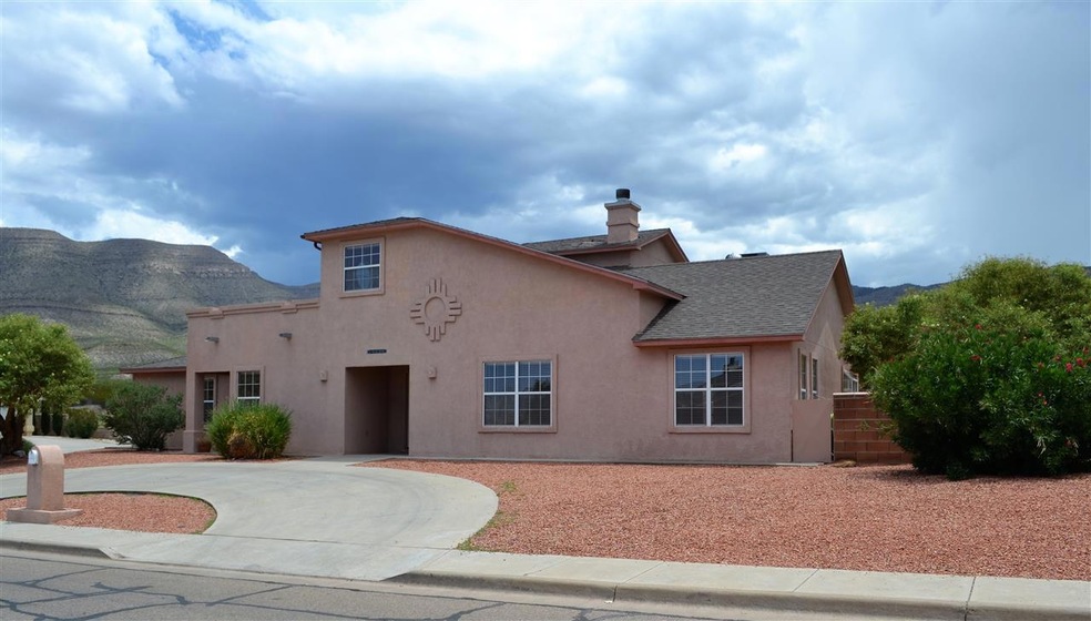 1528 Granada unit 2&3, Alamogordo, NM 88310 - photo 1