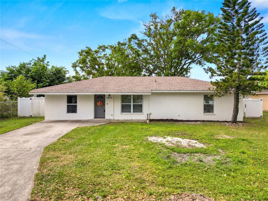 2937 Delrose Dr N, Lakeland, FL 33805 - photo 1