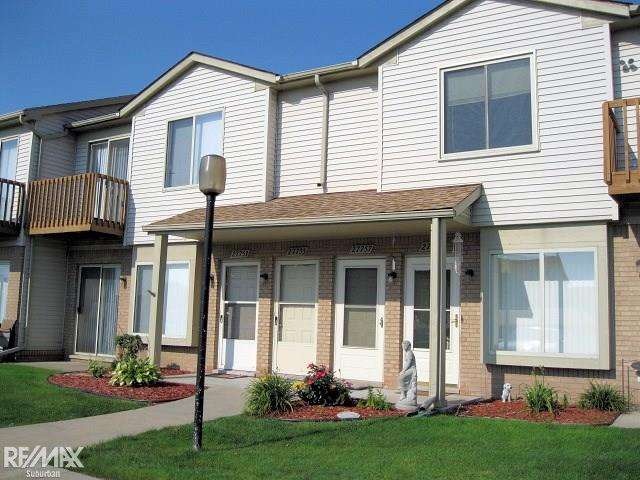 27757 Carini Villa St, Roseville, MI 48066 - photo 1