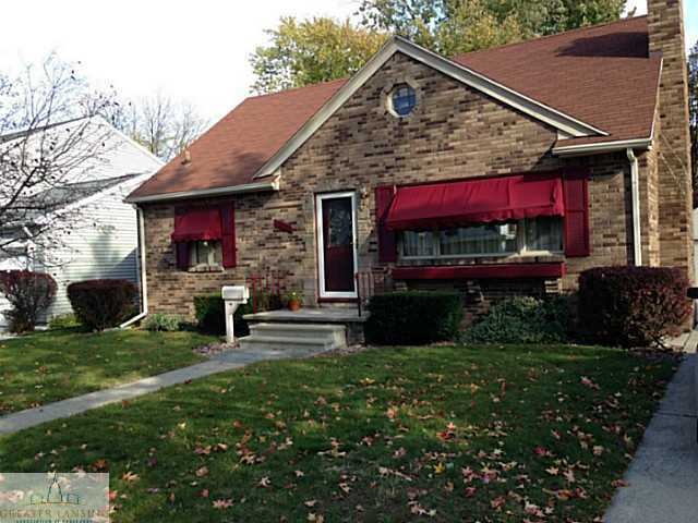 2411 Chatham Rd, Lansing, MI 48910 - photo 1