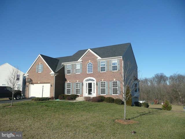 19246 Paradise Manor Dr, Hagerstown, MD 21742 - photo 1