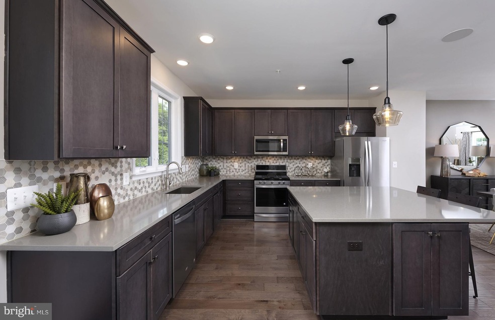 2704 Wessex Cir unit 2401, Hanover, MD 21076 - photo 1