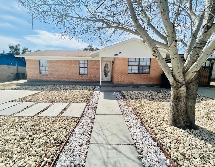 1040 Cindy Marie unit n/a, Eagle Pass, TX 78852 - photo 1