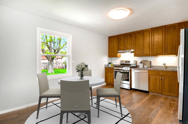 2406 Cedar St, Rolling Meadows, IL 60008 - photo 1