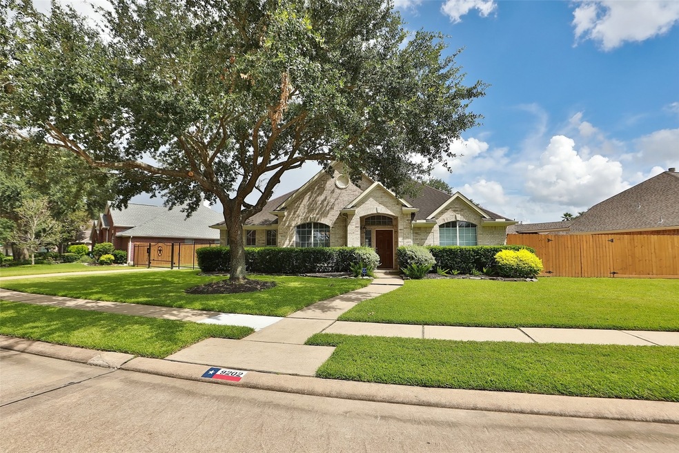 9202 Shango Ln, Houston, TX 77095 - photo 1