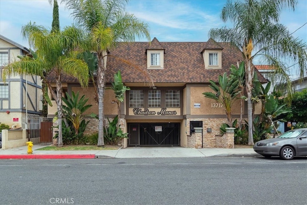 For Sale $7,100,000 • Co-Listing Agent