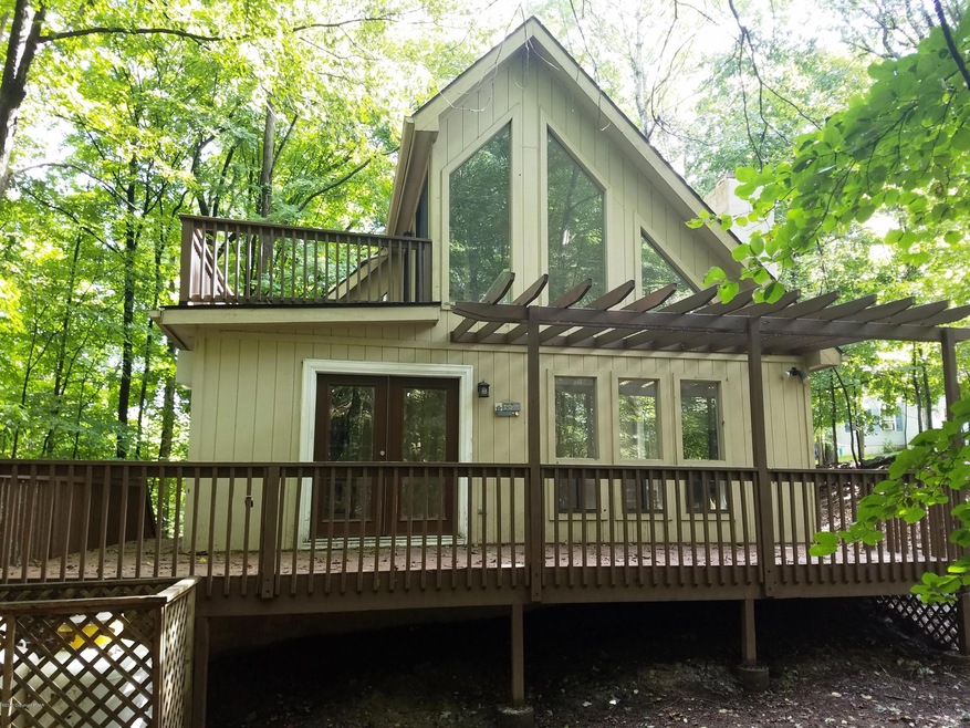 3436 Crestwood Dr, East Stroudsburg, PA 18301 - photo 1