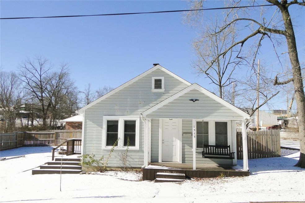 1513 Ozark St, Rolla, MO 65401 - photo 1