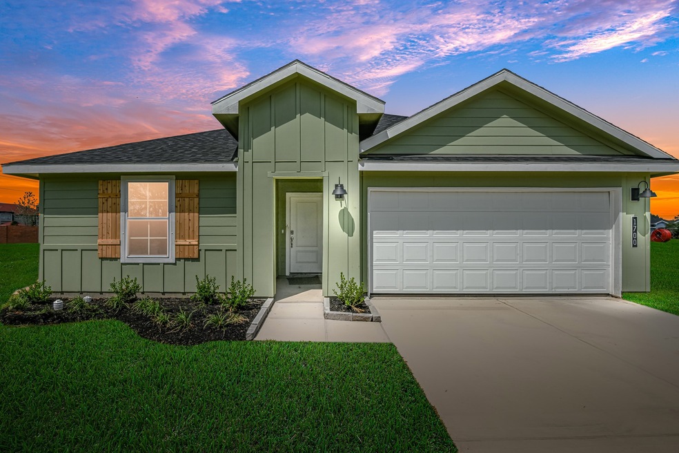 1700 Perch St, Alvin, TX 77511 - photo 1