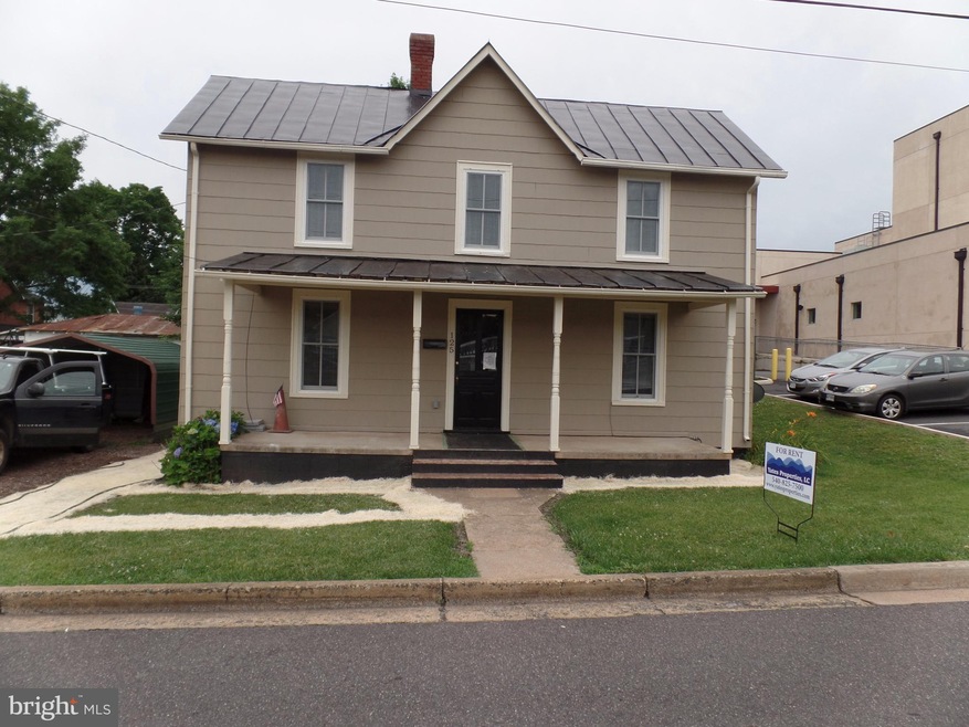 125 E Locust St, Culpeper, VA 22701 - photo 1