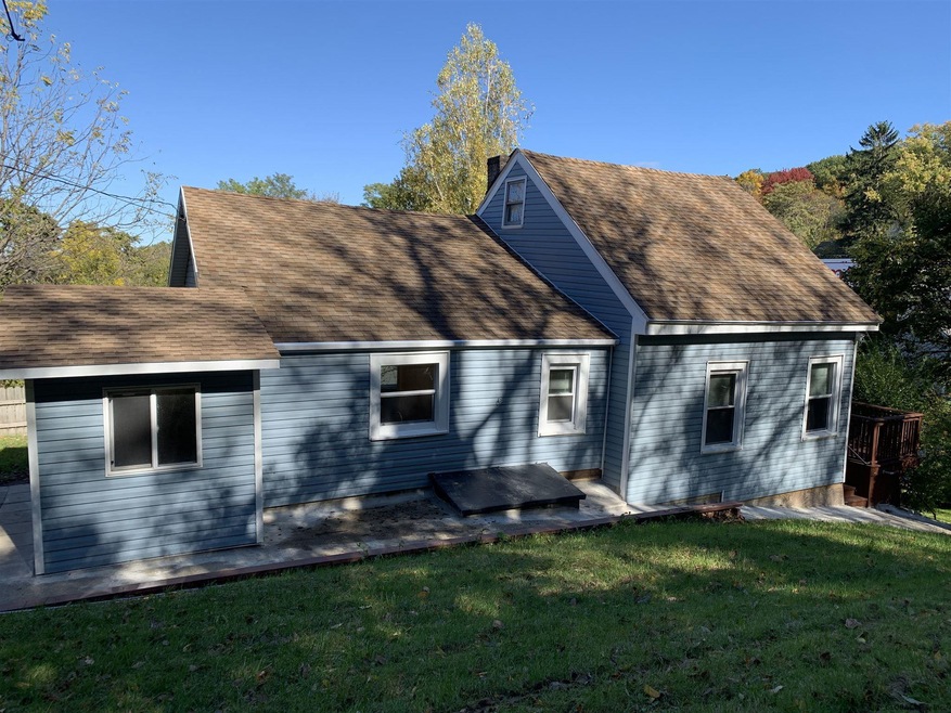 81 Mitchell St, Troy, NY 12180 - photo 1