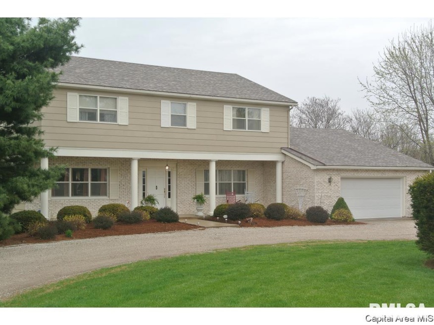 102 Leland Lake Dr, Jacksonville, IL 62650 - photo 1