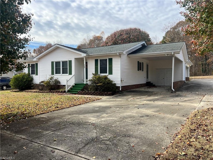 For Sale $284,000 • Co-Listing Agent