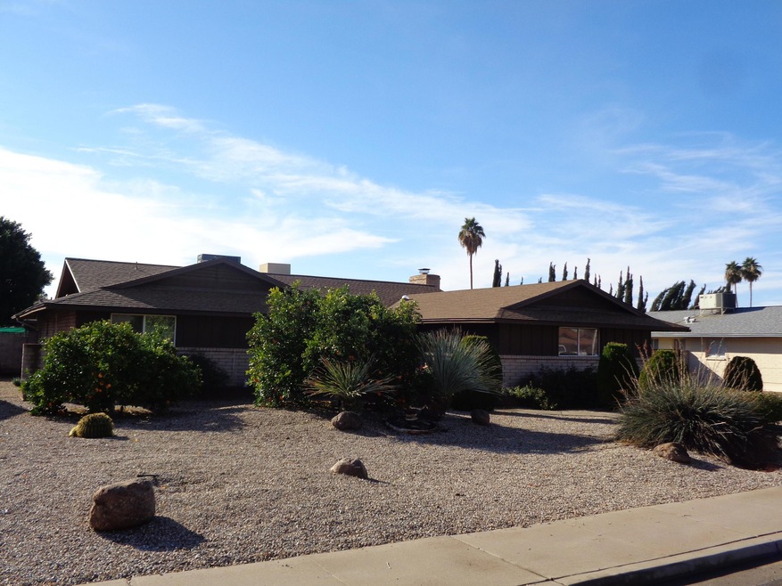 2055 E. Fairfield