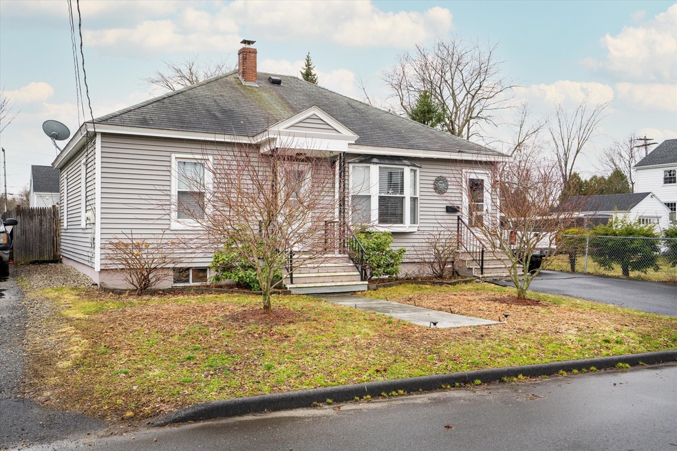 6 Sheltra Ave, Biddeford, ME 04005 - photo 1