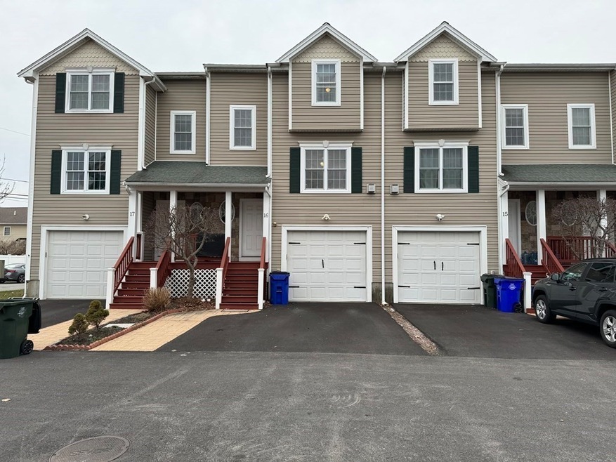 40 Winchester Ln unit 16, Fall River, MA 02721 - photo 1