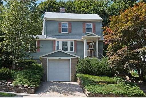 169 Mount Vernon St, Arlington, MA 02476 - photo 1