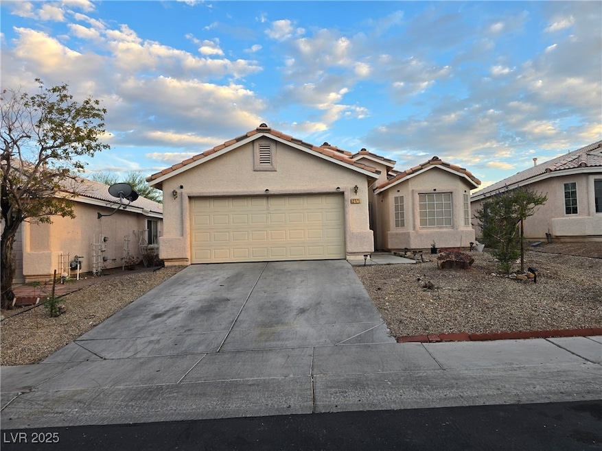 2771 Alderly Ridge Ave, North Las Vegas, NV 89081 - photo 1