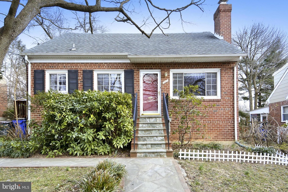 10607 Lexington St, Kensington, MD 20895 - photo 1