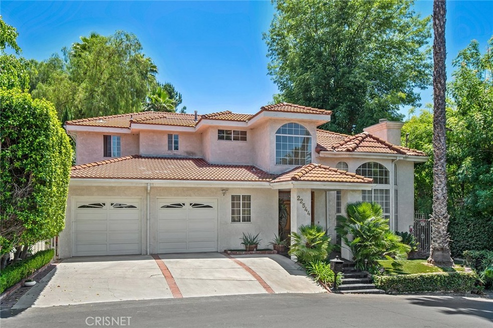 22544 Macfarlane Dr, Woodland Hills, CA 91364 - photo 1