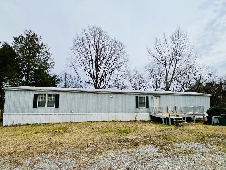 1332 Highway 82 S, Shelbyville, TN 37160 - photo 1