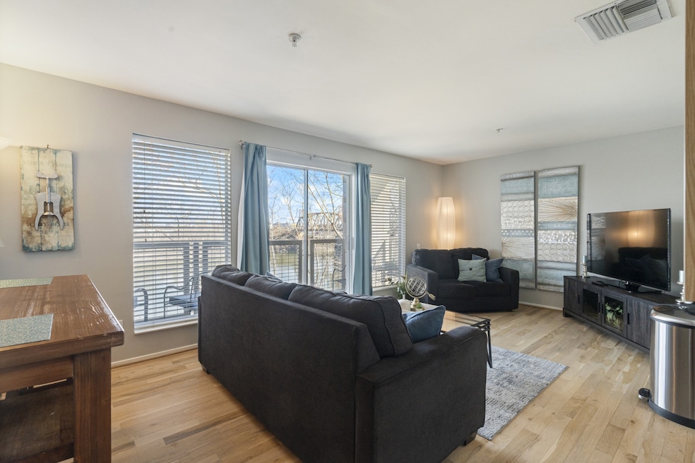 728 1st Ave N unit 728, Nashville, TN 37201 - photo 1