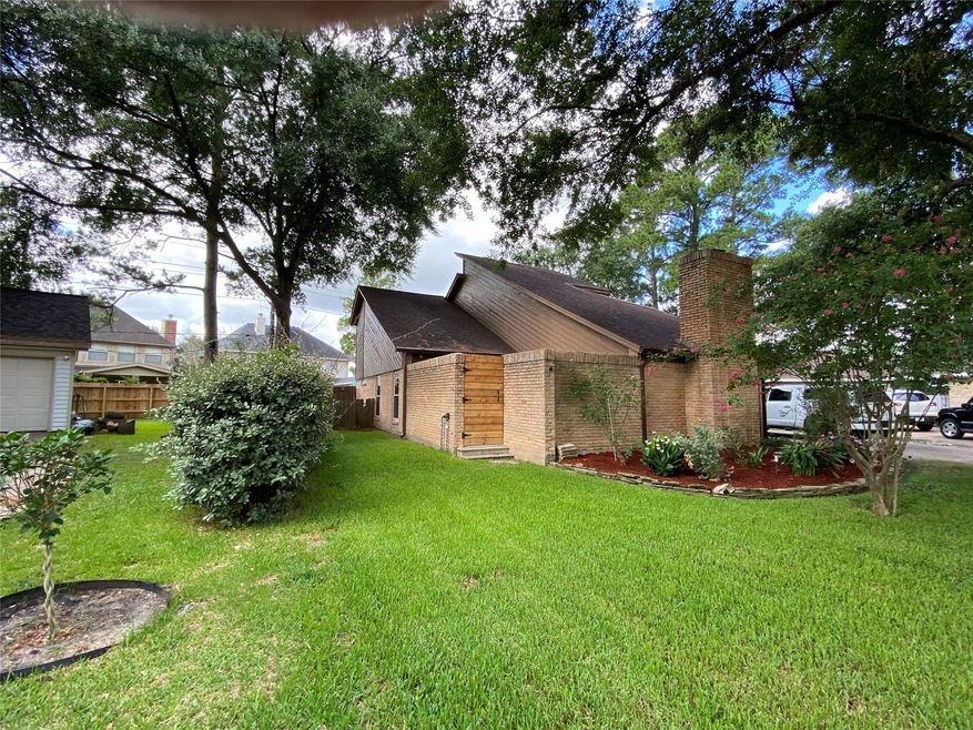 15602 Oxenford Dr, Tomball, TX 77377 - photo 1
