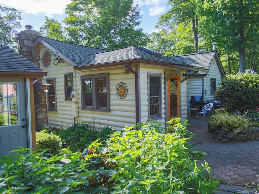 20 Hudson View Dr, Putnam Valley, NY 10579 - photo 1