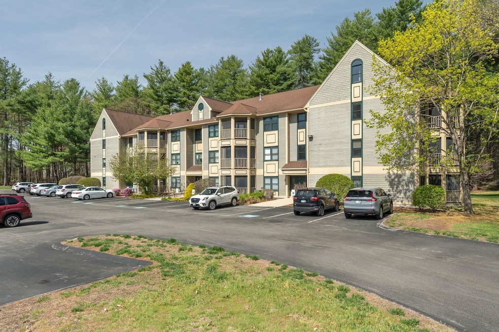 3 Mayfair Ln unit U308, Nashua, NH 03063 - photo 1