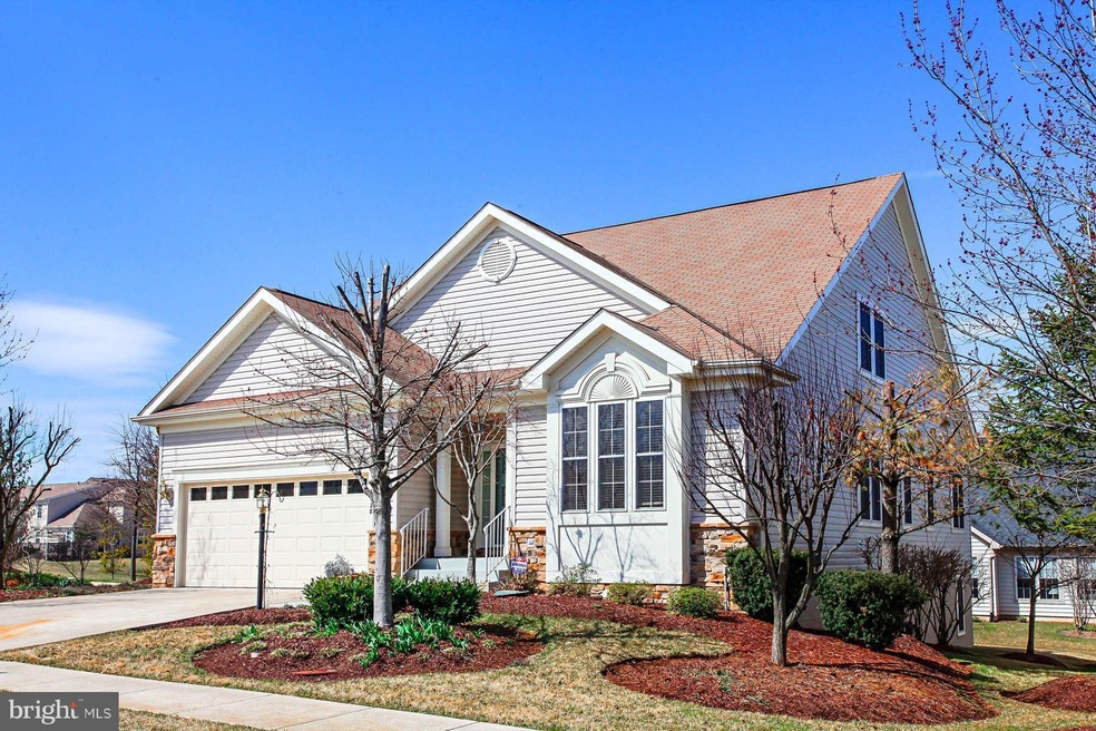 6928 Netherstone Ct, Gainesville, VA 20155 - photo 1