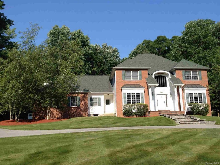 59 Athenian Ln, Hopewell Junction, NY 12533 - photo 1