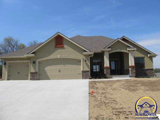 4425 SW Shenandoah Rd, Topeka, KS 66610 - photo 1