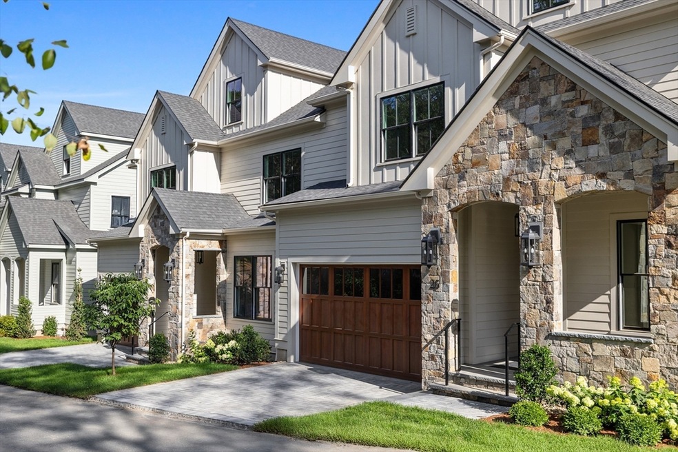 26 Common Ct, Lexington, MA 02421 - photo 1