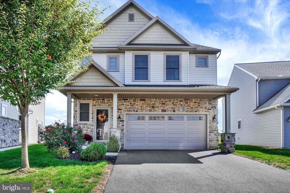 1398 Fieldstone Dr, Mount Joy, PA 17552 - photo 1
