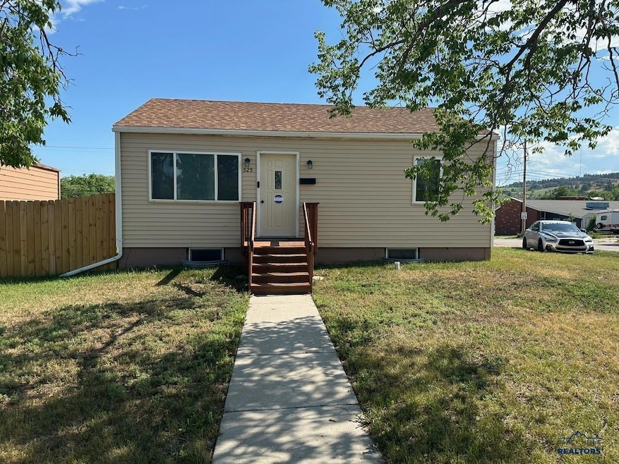 For Sale $285,000 • Co-Listing Agent