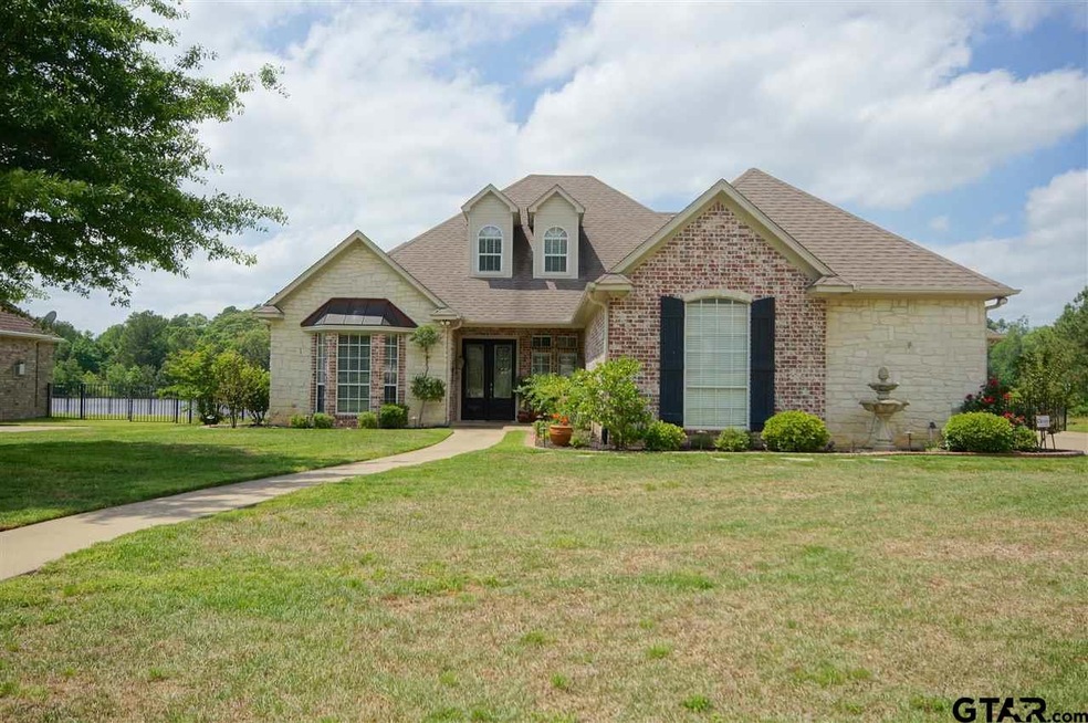 10920 Deer Creek Dr, Tyler, TX 75707 - photo 1