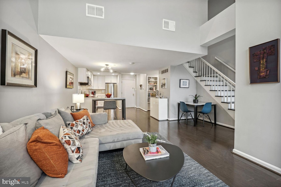 Woodbury Heights Condominium unit 1814, Arlington, VA 22201 - photo 1