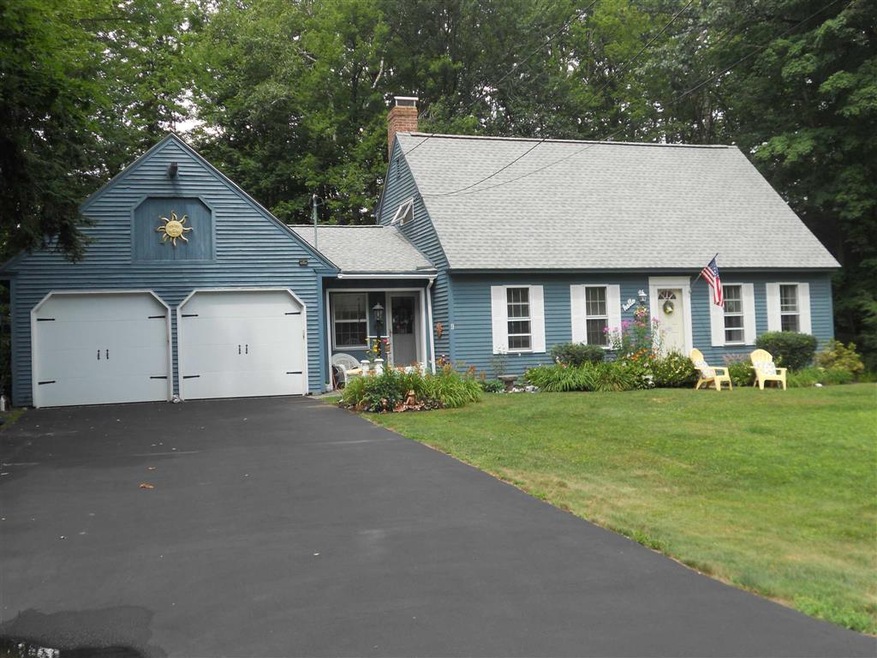 9 Cindy Ave, Claremont, NH 03743 - photo 1