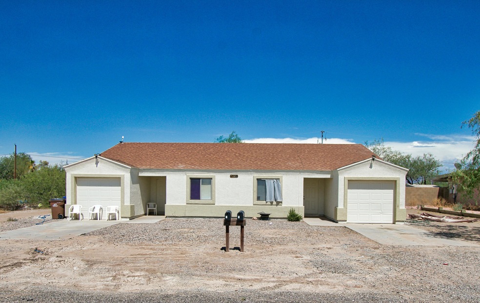 4225 N Montezuma Dr, Eloy, AZ 85131 - photo 1