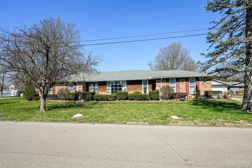 612 Blackburn Ave, Fairfield, OH 45014 - photo 1