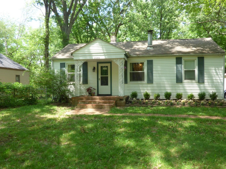 2568 Abington Rd, Columbus, OH 43231 - photo 1