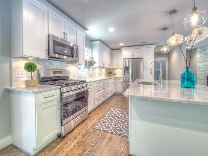 Cook in this Brand New Gourmet Kitchen!