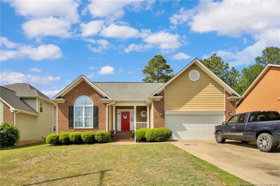 1522 Stonewood Dr, Fayetteville, NC 28306 - photo 1